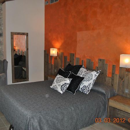 Santa Barbara Hotel Sant Corneli ภายนอก รูปภาพ
