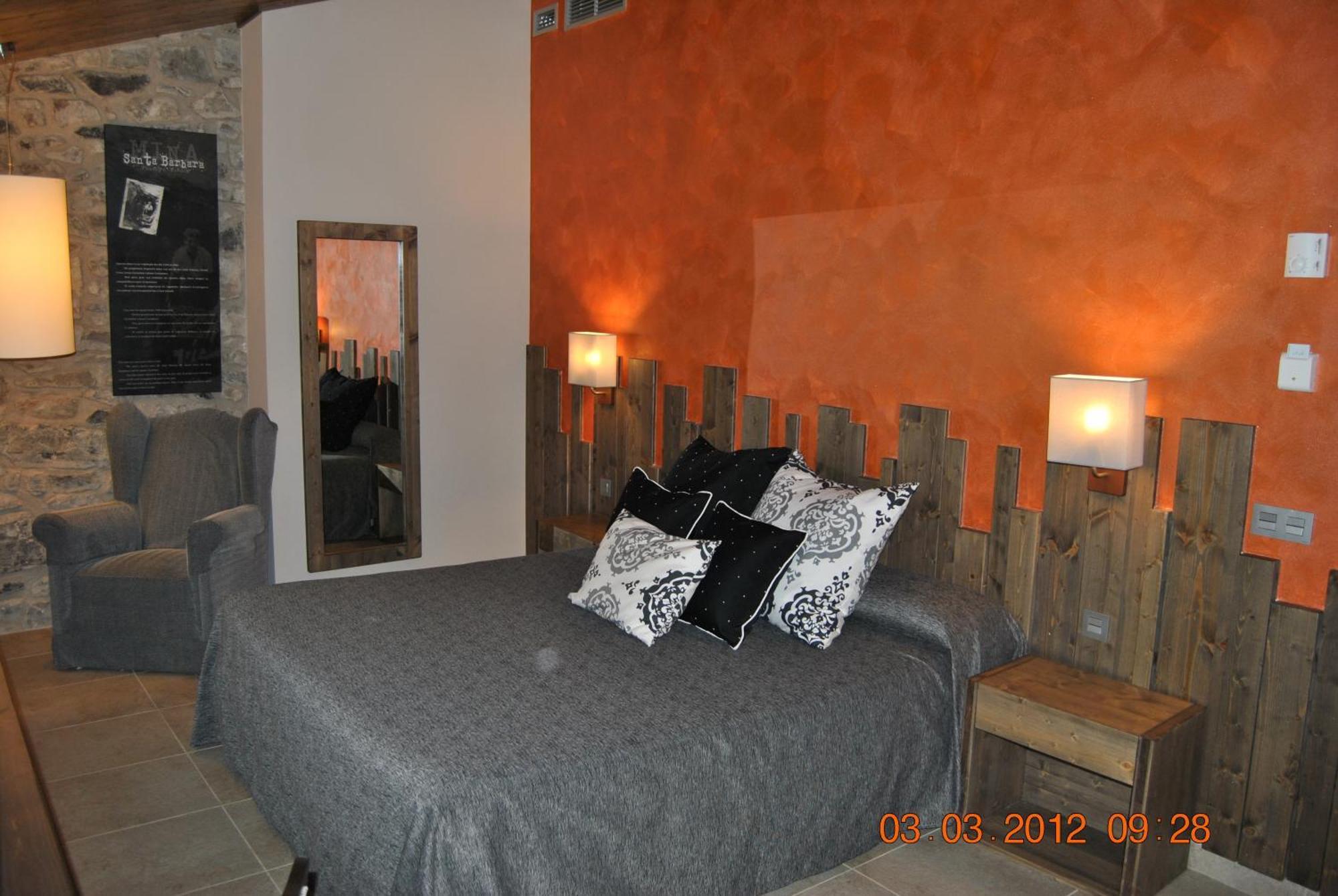 Santa Barbara Hotel Sant Corneli ภายนอก รูปภาพ