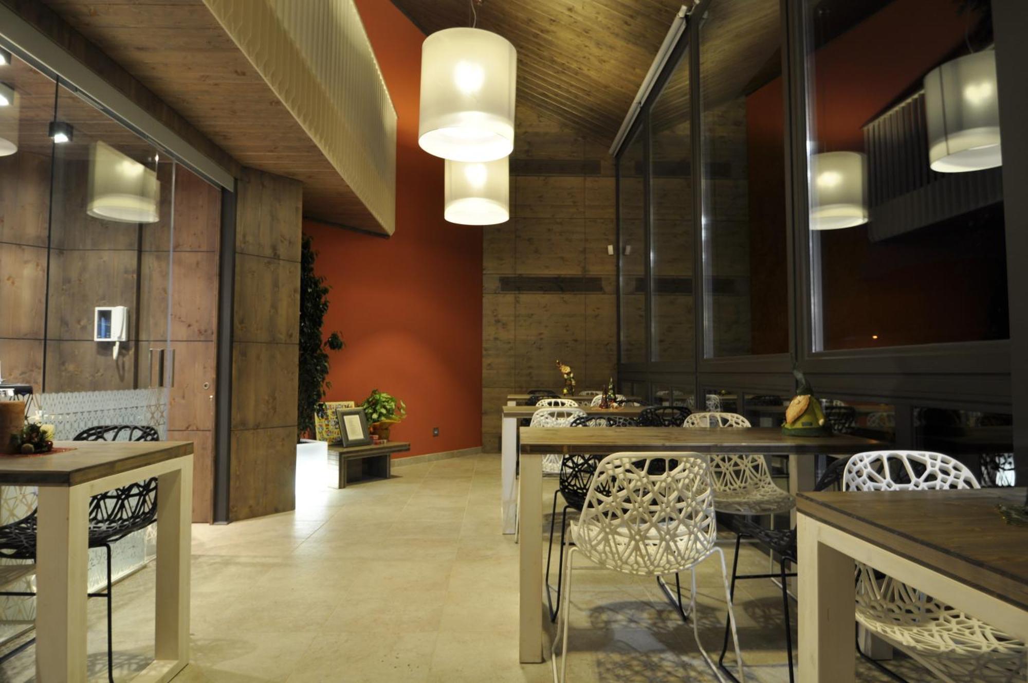 Santa Barbara Hotel Sant Corneli ภายนอก รูปภาพ