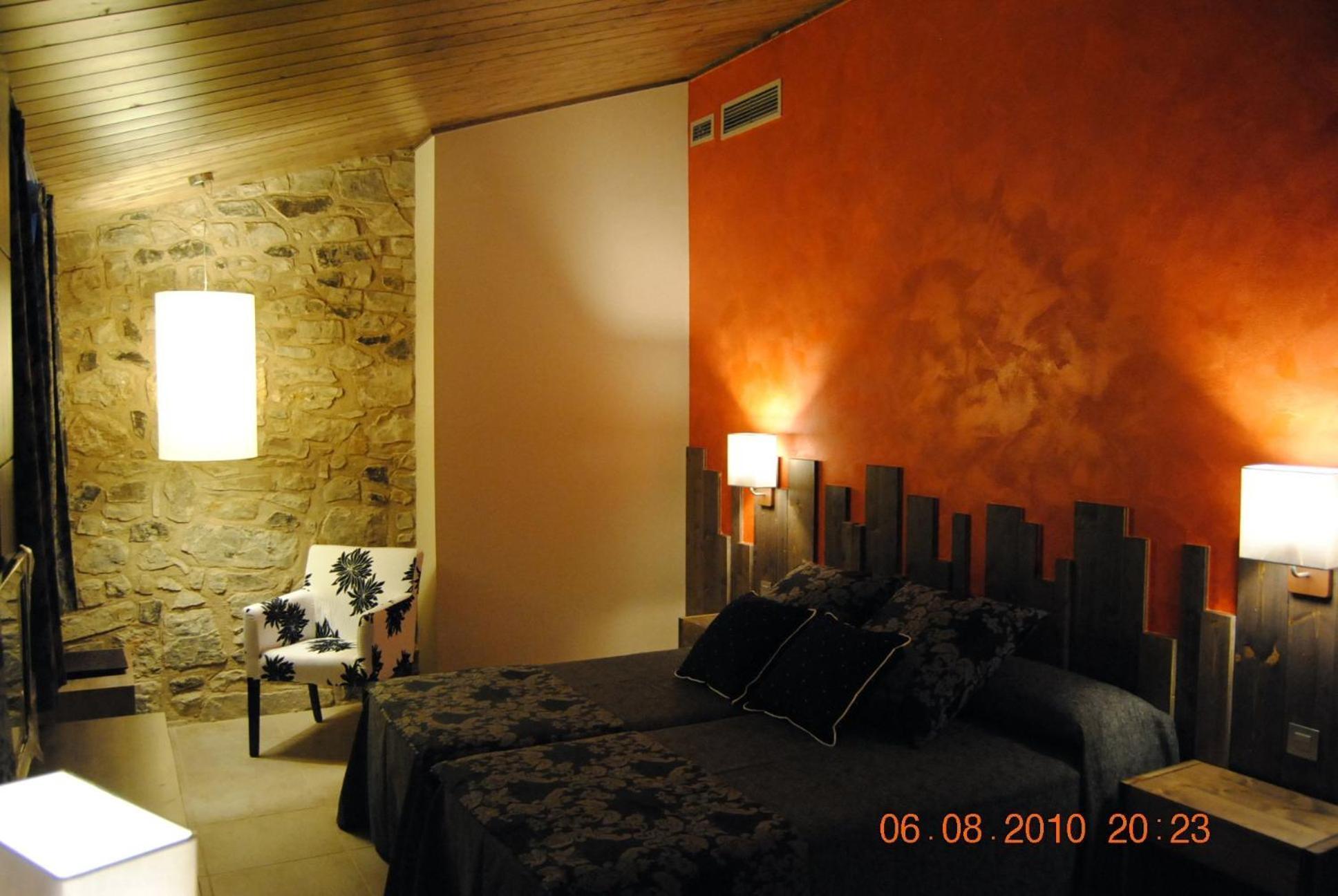 Santa Barbara Hotel Sant Corneli ภายนอก รูปภาพ