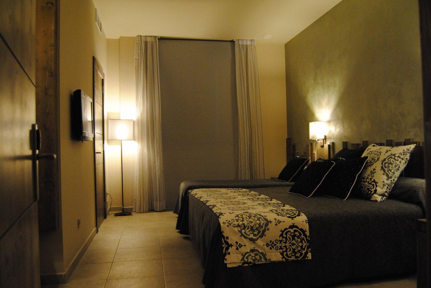 Santa Barbara Hotel Sant Corneli ภายนอก รูปภาพ